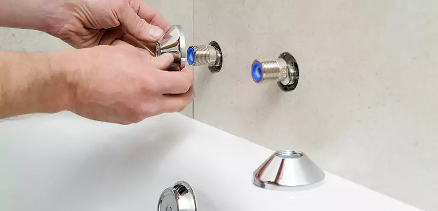 Bathtub Faucet Diverter Replacement in Kingman